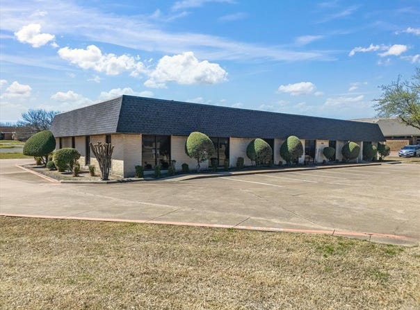 611 S Clay Street, Ennis, TX 75119