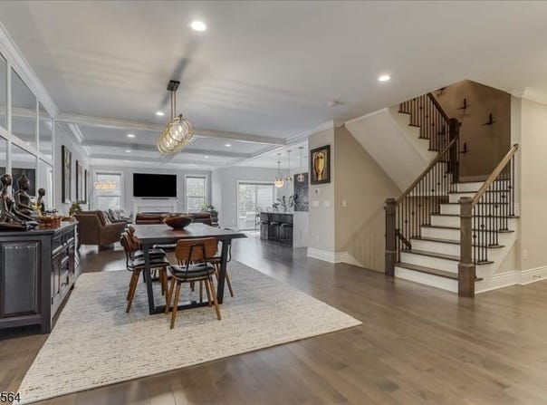 302 Tiffany Way, Watchung Boro, NJ 07069