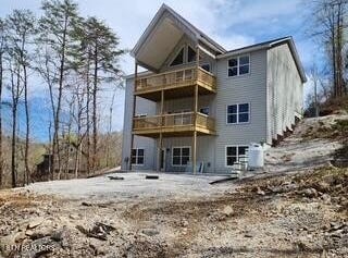 176 Flat Hollow Marina Rd, Speedwell, TN 37870