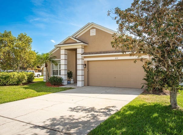 632 LAKE CYPRESS CIRCLE, OLDSMAR, FL 34677