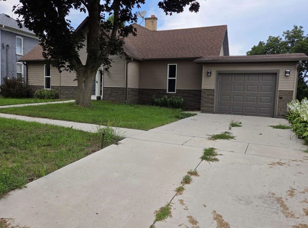 436 Hubbard, WINSLOW, IL 61089