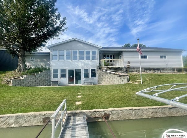 124 Lakeview Acres Dr #14D, Johnson Lake, NE 68937