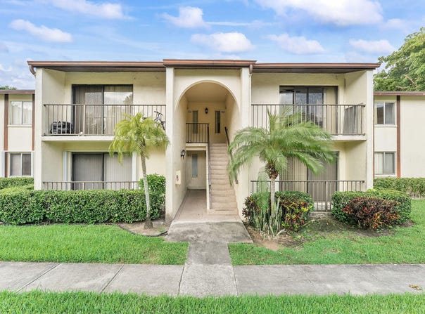 4787 Sable Pine Circle, West Palm Beach, FL 33417