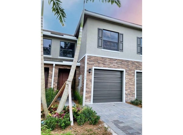 168 SE 5th Court, Deerfield Beach, FL 33441