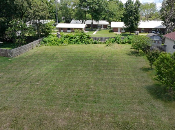 306 Park Circle, Sparta, MO 65753