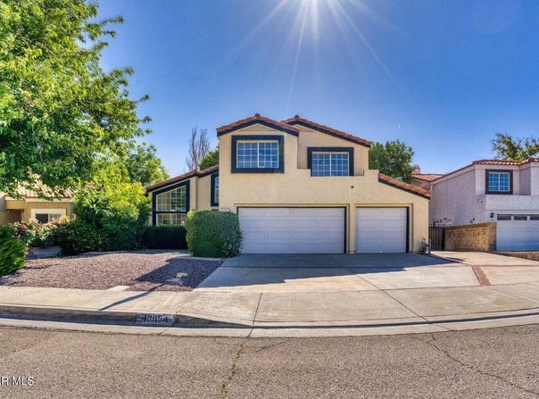 43954 Blue Sky Court, Lancaster, CA 93536