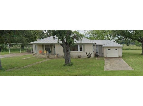1001 S Fairway Street, Fairfield, TX 75840
