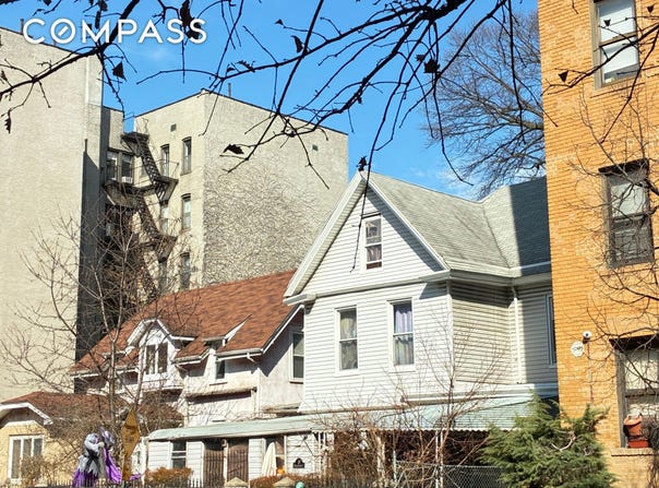 39 Winthrop Street, Brooklyn, NY 11225