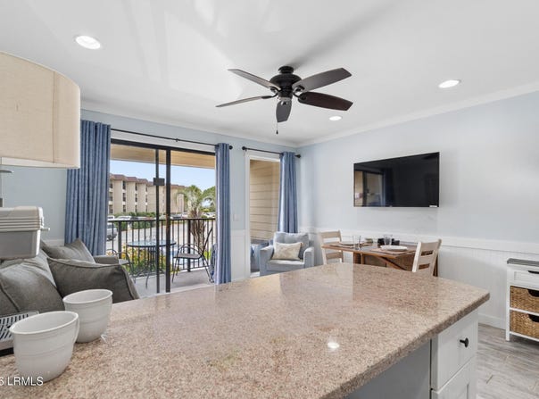 40 Folly Field Road, Hilton Head Island, SC 29926