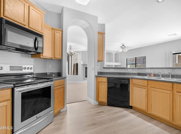 2565 S SIGNAL BUTTE Road, Mesa, AZ 85209