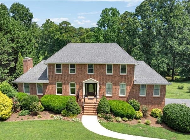 2417 Sattsgate Drive, Lewisville, NC 27023