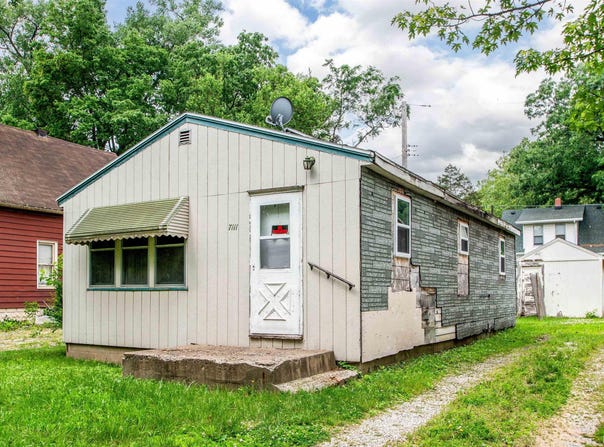 7111 S DEPOT Street, Bartonville, IL 61607