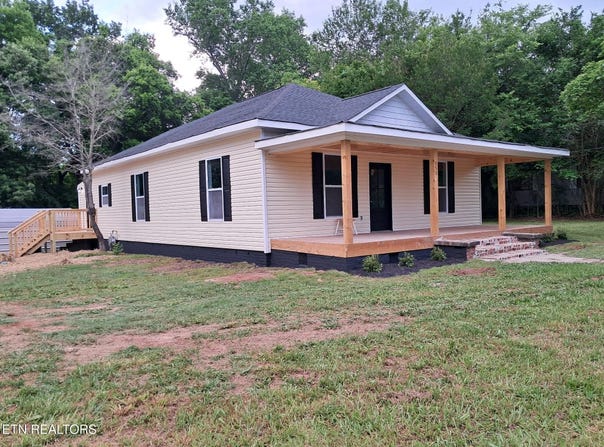 151 S Jackson St, Athens, TN 37303