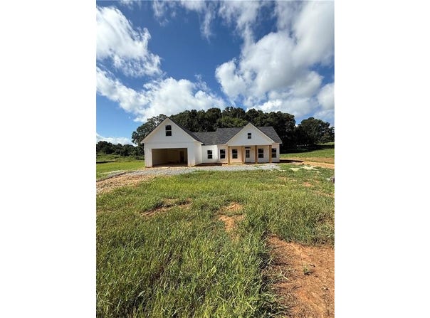 38 Hawkins Road, Taylorsville, GA 30178
