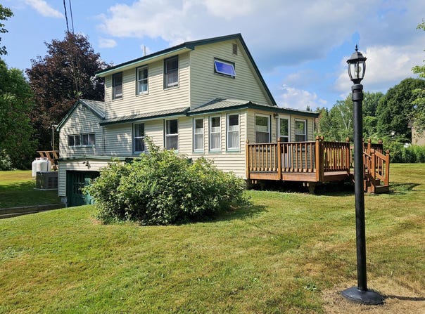 75 Old Lewiston Road, Monmouth, ME 04265
