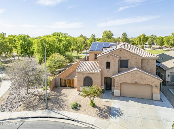 6922 S BLACK HILLS Way, Chandler, AZ 85249
