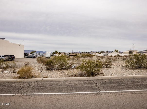 2475 N Kiowa Blvd, Lake Havasu City, AZ 86403