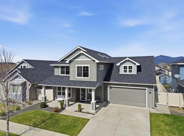 623 E Penrose Ave, Post Falls, ID 83854