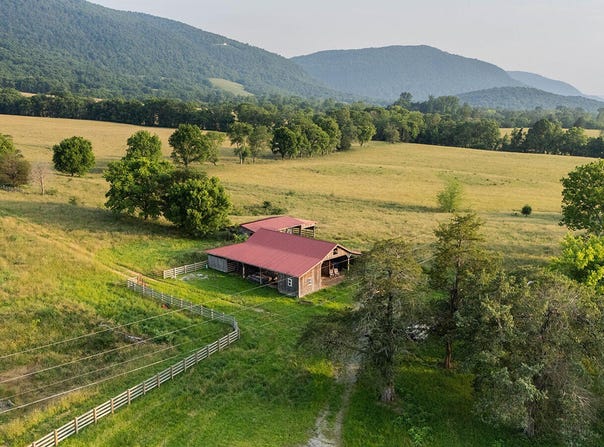 188 Marion Agee Road, Crossville, TN 37367