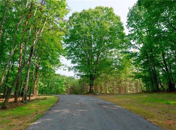 730-1 Mountain View Road, King, NC 27021