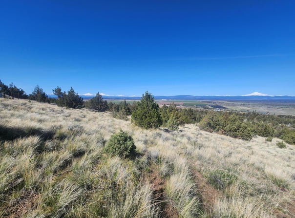 2000 SW Mintken Lane, Culver, OR 97734