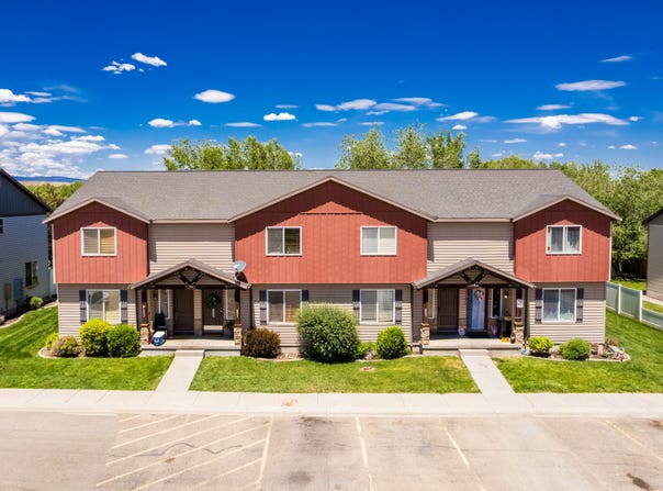 233 E 500 N, Roosevelt, UT 84066