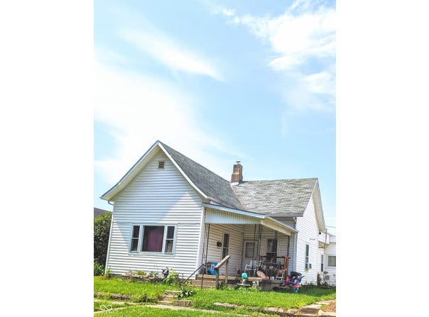 122 W 9th Street, Rushville, IN 46173