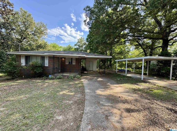 206 6TH STREET, WARRIOR, AL 35180