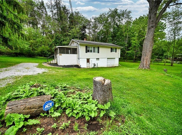 49541 Purinton Avenue, East Liverpool, OH 43920