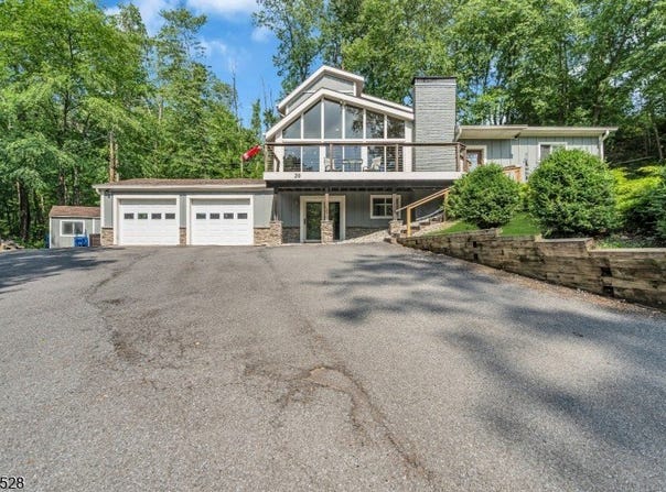 20 Staats Rd, Alexandria Twp., NJ 08804-3300