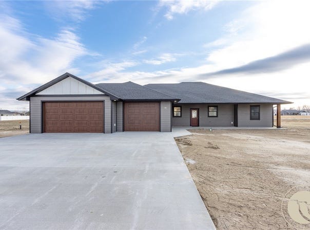 10 Maple Drive, Park City, MT 59063