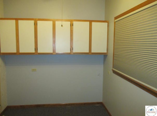 121 E Broadway, Sedalia, MO 65301