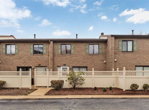 107 Georgetown Ln, Export, PA 15632