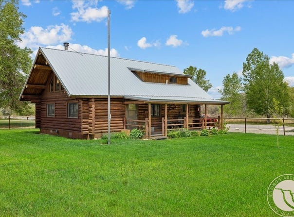 686 Highway 72, Belfry, MT 59008