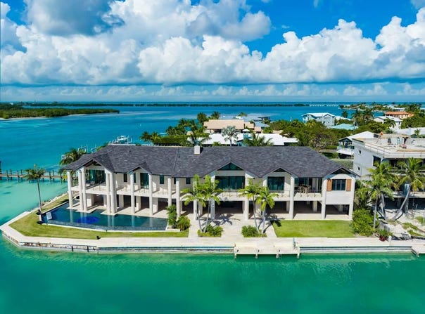 201 W Seaview Drive, Duck Key, FL 33050