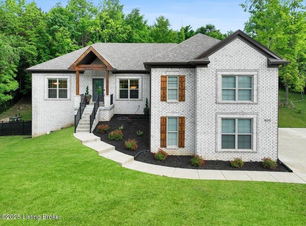 800 Early Wyne Dr, Taylorsville, KY 40071