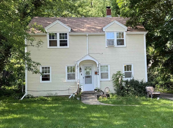 7094 Newburg, ROCKFORD, IL 61108