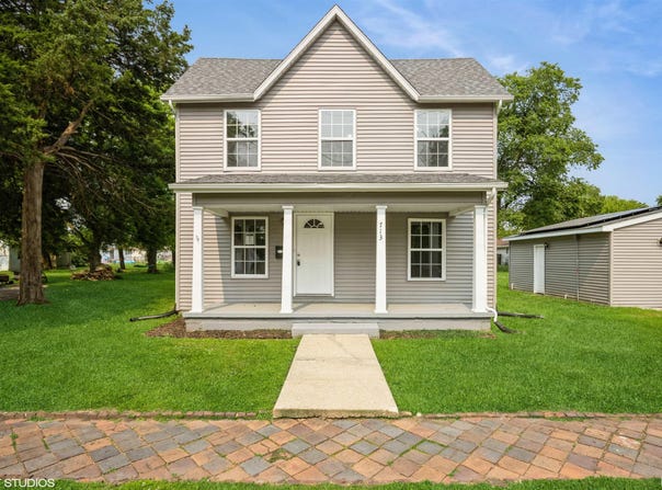713 S JACKSON Street, Litchfield, IL 62056