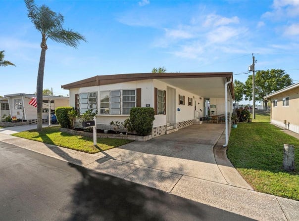 130 PATRICIA AVENUE, DUNEDIN, FL 34698