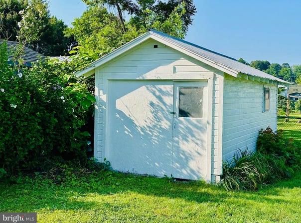 252 W BIRCH LANE, ROMNEY, WV 26757