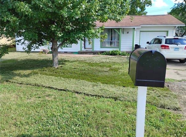 609 E Garfield N/A, Iola, KS 66749