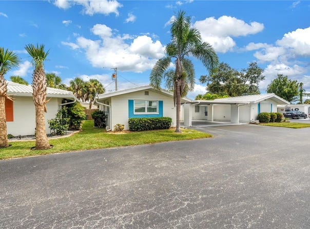 728 CARIBBEAN CIRCLE, VENICE, FL 34293
