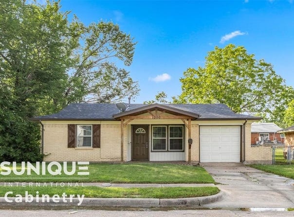 1320 Longview Street, Mesquite, TX 75149
