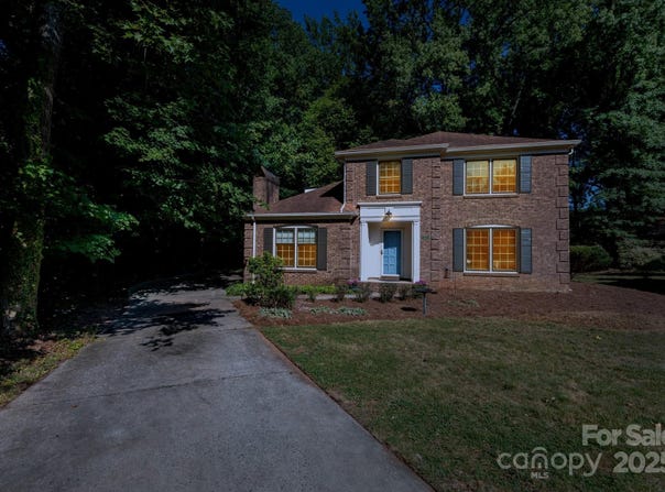 1336 Rock Point Road, Charlotte, NC 28270