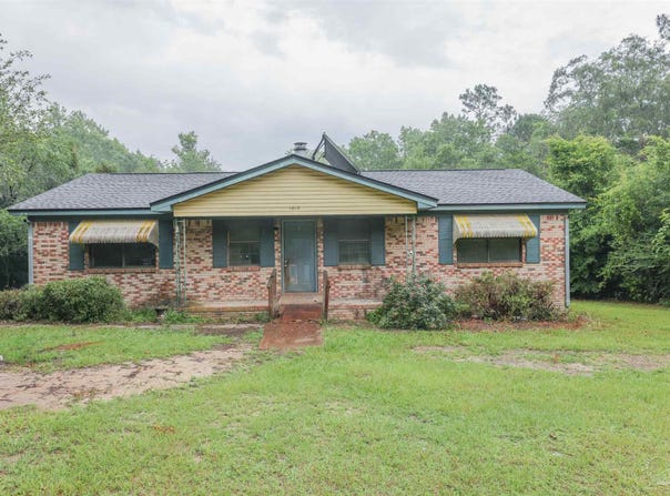 1512 Old Bridge Rd, Cantonment, FL 32533