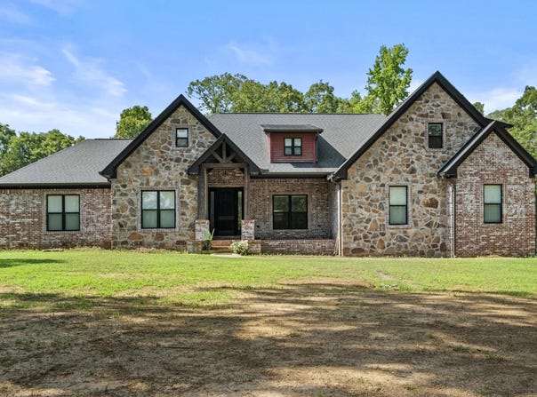 293 Johnston RD, Searcy, AR 72143