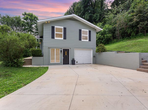 743 Summit Drive, Logan, OH 43138