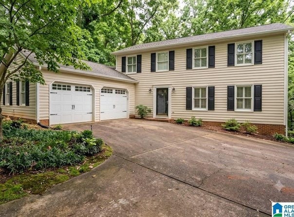 6 LANIER PLACE, ANNISTON, AL 36207