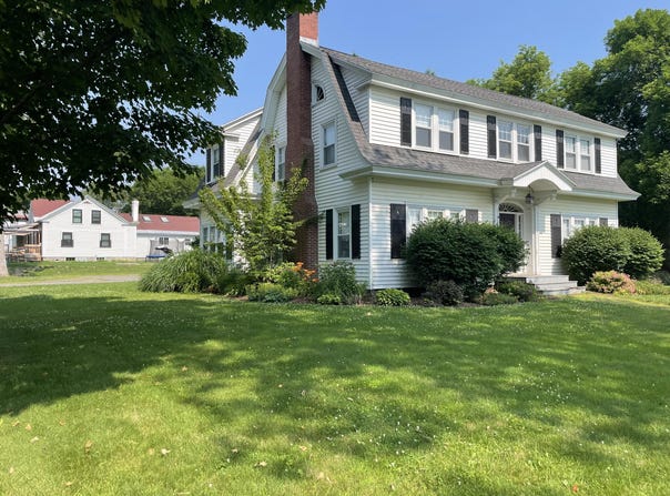185 Main Street, Pittsfield, ME 04967
