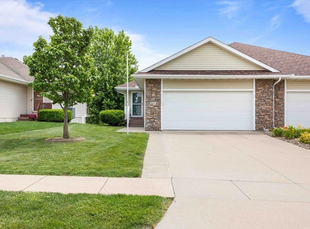 827 SW 46th Street, Ankeny, IA 50023
